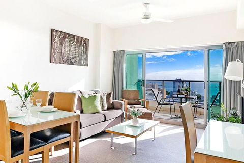 Arafura Suites - Dual-Studio Resort-style Getaway - Hotels Melbourne 0