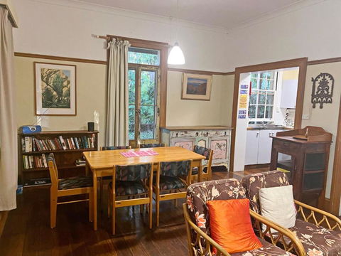 Arakoon House 2 - Bring Your Own Linen - Hotels Melbourne 3
