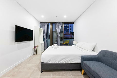 Arthur Hotel Bondi Junction No Reception And House Keeping No Sofa Bed - Hotels Melbourne 2