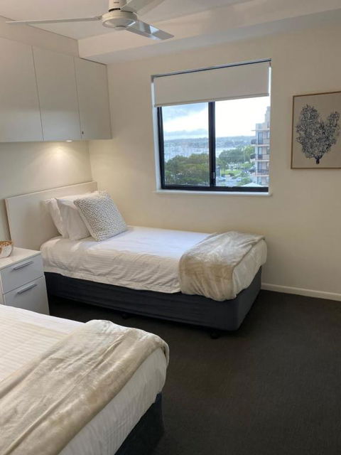 At The Beach Mooloolaba, Private Rooftop With Spa, 50m To Beach, Surfclub And Esplanade - Hotels Melbourne 3