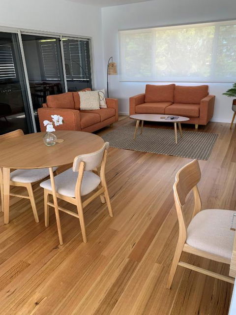 Aura Apartment-LJHooker Yamba - Hotels Melbourne 2