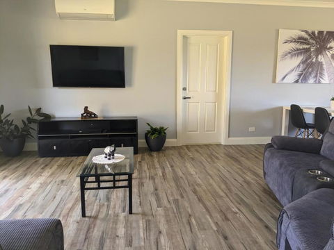 Australian Wildlife At Your Door - Hotels Melbourne 2