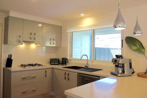 Ayada Villa - Pet Friendly - 1 Min To Beach - Hotels Melbourne 4