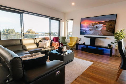 Ayubo - Hotels Melbourne 2