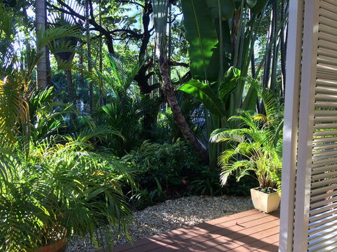 Port Douglas Apartments - Adults Only Oasis - Hotels Melbourne 2