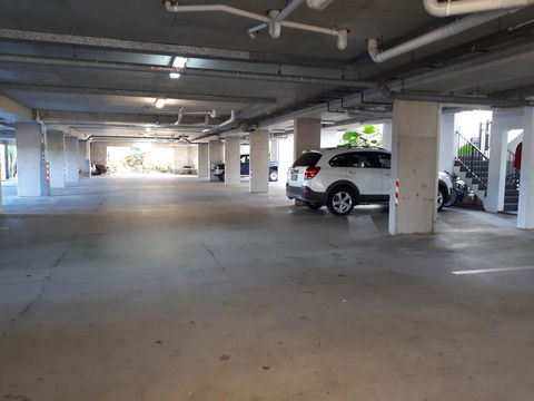 Hinchinbrook Holiday Apartments - Hotels Melbourne 15