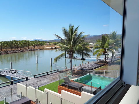 Hinchinbrook Holiday Apartments - Hotels Melbourne 44