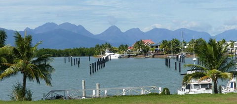 Hinchinbrook Holiday Apartments - Hotels Melbourne 38