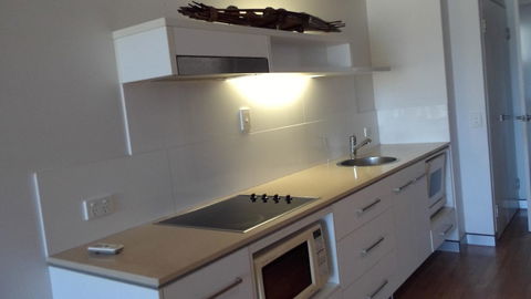 Hinchinbrook Holiday Apartments - Hotels Melbourne 26