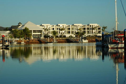 Hinchinbrook Holiday Apartments - Hotels Melbourne 28