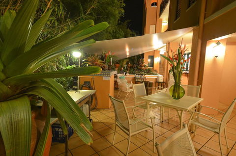 Martinique On Macrossan - Hotels Melbourne 15