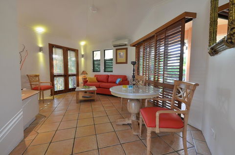 Martinique On Macrossan - Hotels Melbourne 4