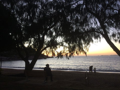 Tropical Palms Resort & 4WD Hire - Hotels Melbourne 12