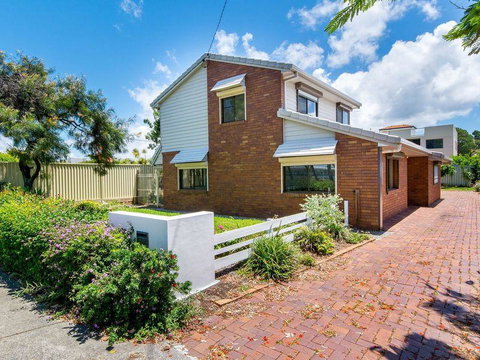 Island Homestay - Hotels Melbourne 11