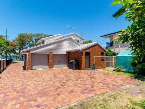 Island Homestay - Hotels Melbourne 13