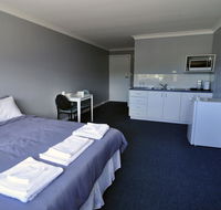 Bribie Island Square - Hotels Melbourne
