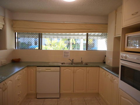 Placid Waters Holiday Apartments - Hotels Melbourne 16