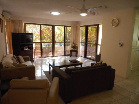 Placid Waters Holiday Apartments - Hotels Melbourne 13