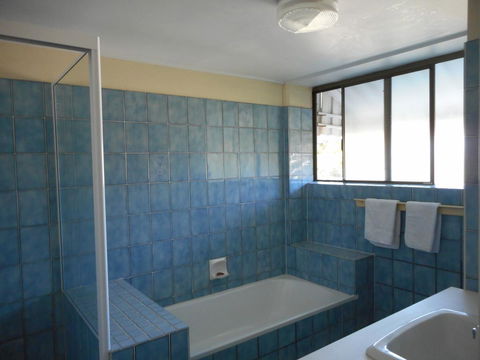 Placid Waters Holiday Apartments - Hotels Melbourne 14