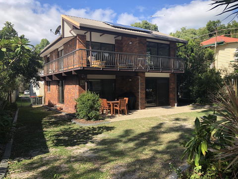 Bribie Beach House - Hotels Melbourne 5
