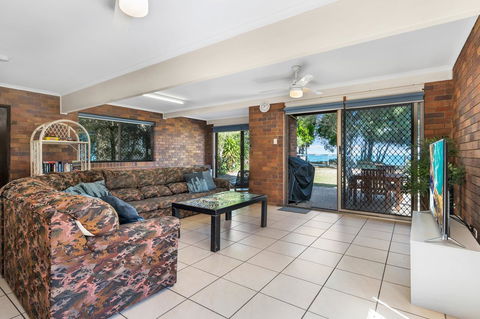 Bribie Beach House - Hotels Melbourne 7