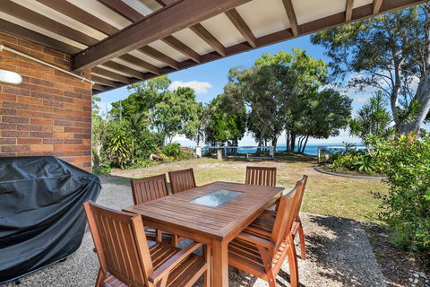 Bribie Beach House - Hotels Melbourne 1