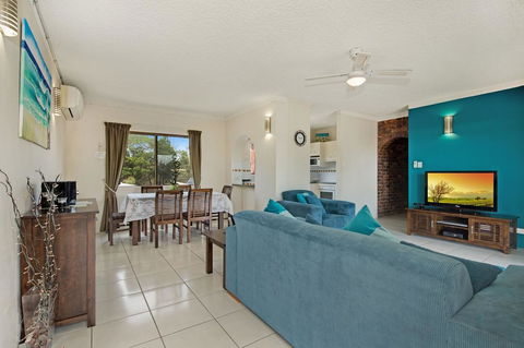 Waterviews,Pool, Wifi Its All Here !- Welsby Pde, Bongaree - Hotels Melbourne 22