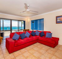 Fantastic Views from this top floor unit - Hotels Melbourne