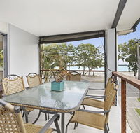 Fishing and Swimming at your doorstep - Sylvan Beach Esp Bellara - Hotels Melbourne