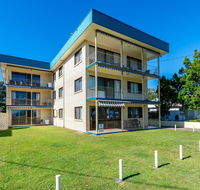 Great Views ground floor unit Clearview Apartments South Esplande Bongaree - Hotels Melbourne
