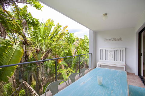 'Pandanus Cove' Apartment 5 - Hotels Melbourne 2