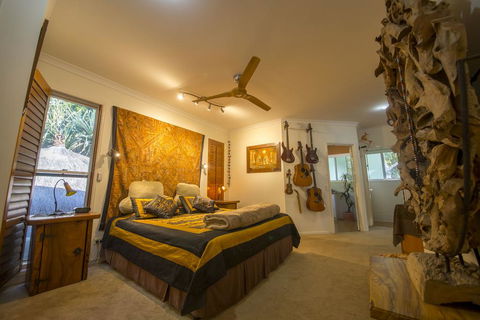 'The Tree House.' Treetop Living Near The Ocean, Coolum Beach, QLD, Australia - Hotels Melbourne 3