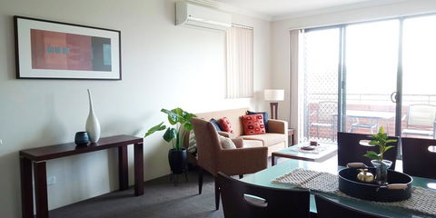 1 Bedroom Apartment Church St Parramatta - Hotels Melbourne 1