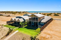 108 Madaffari Drive - Caretta - Luxurious Marina Home With A Spa and Free WiFi