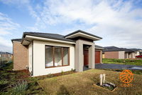 Book Cranbourne West Accommodation Vacations Hotels Melbourne Hotels Melbourne