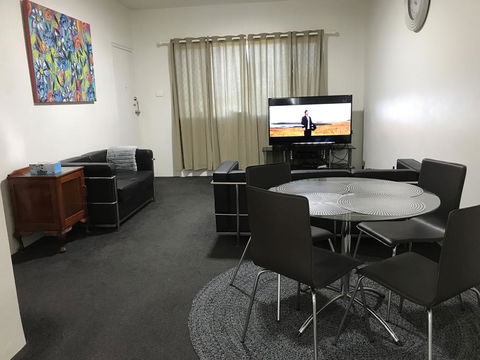 14 Elizabeth St - Hotels Melbourne 2