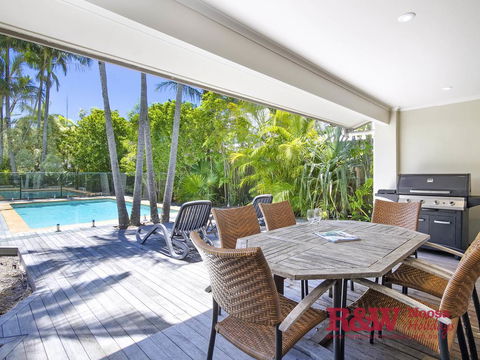 14 Witta Circle - Hotels Melbourne 2