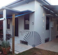 15 Robert Johnstone Parade - Hotels Melbourne