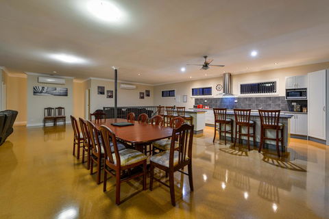 16 Crevalle Way - Fantastic House With Gulf Views - Hotels Melbourne 2