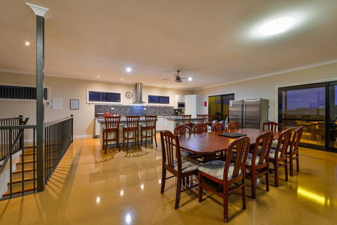 16 Crevalle Way - Fantastic House With Gulf Views - Hotels Melbourne 3