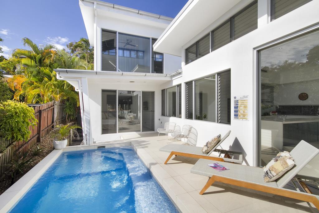 Noosa QLD Hotels Melbourne