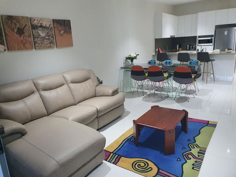 2 BDR Sea View Guest House - Hotels Melbourne 3
