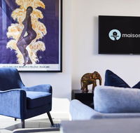 2 Bdrm 2 bthrm Apt with Balcony Views Pool and Gym - Hotels Melbourne