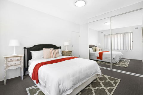 2 South Pacific - Hotels Melbourne 1