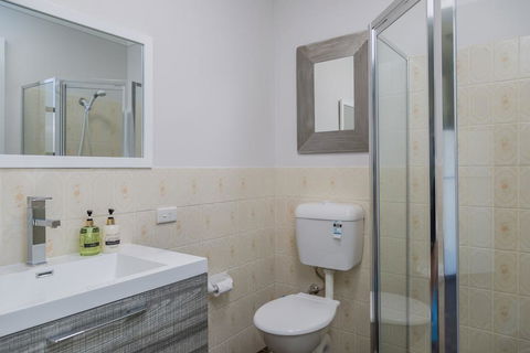 235 Mitchell Parade, Mollymook - Hotels Melbourne 3