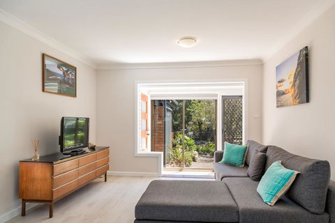 235 Mitchell Parade, Mollymook - Hotels Melbourne 0