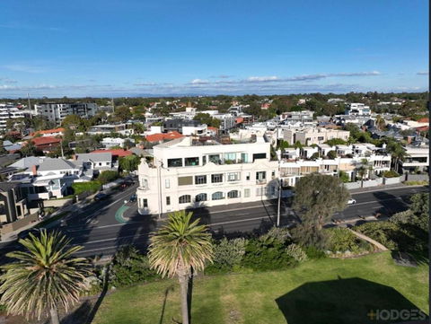 Beach Road Hampton Holidays - Hotels Melbourne 1