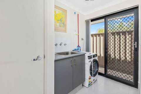 Bentley Haven, Cozy Family Retreat - Hotels Melbourne 3