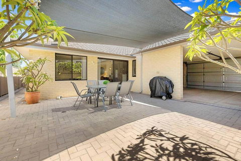 Bentley Haven, Cozy Family Retreat - Hotels Melbourne 4