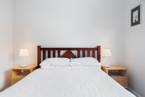 Comfy One-Bedroom Unit Between City And Airport - Hotels Melbourne 1